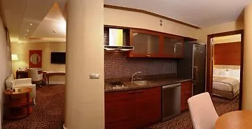 Doubletree By Hilton Hotel